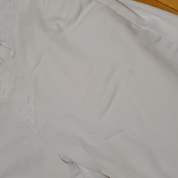 14th &Union Men's slim fit white pants - 30Wx32L- good used condition- SFH - Picture 11 of 11